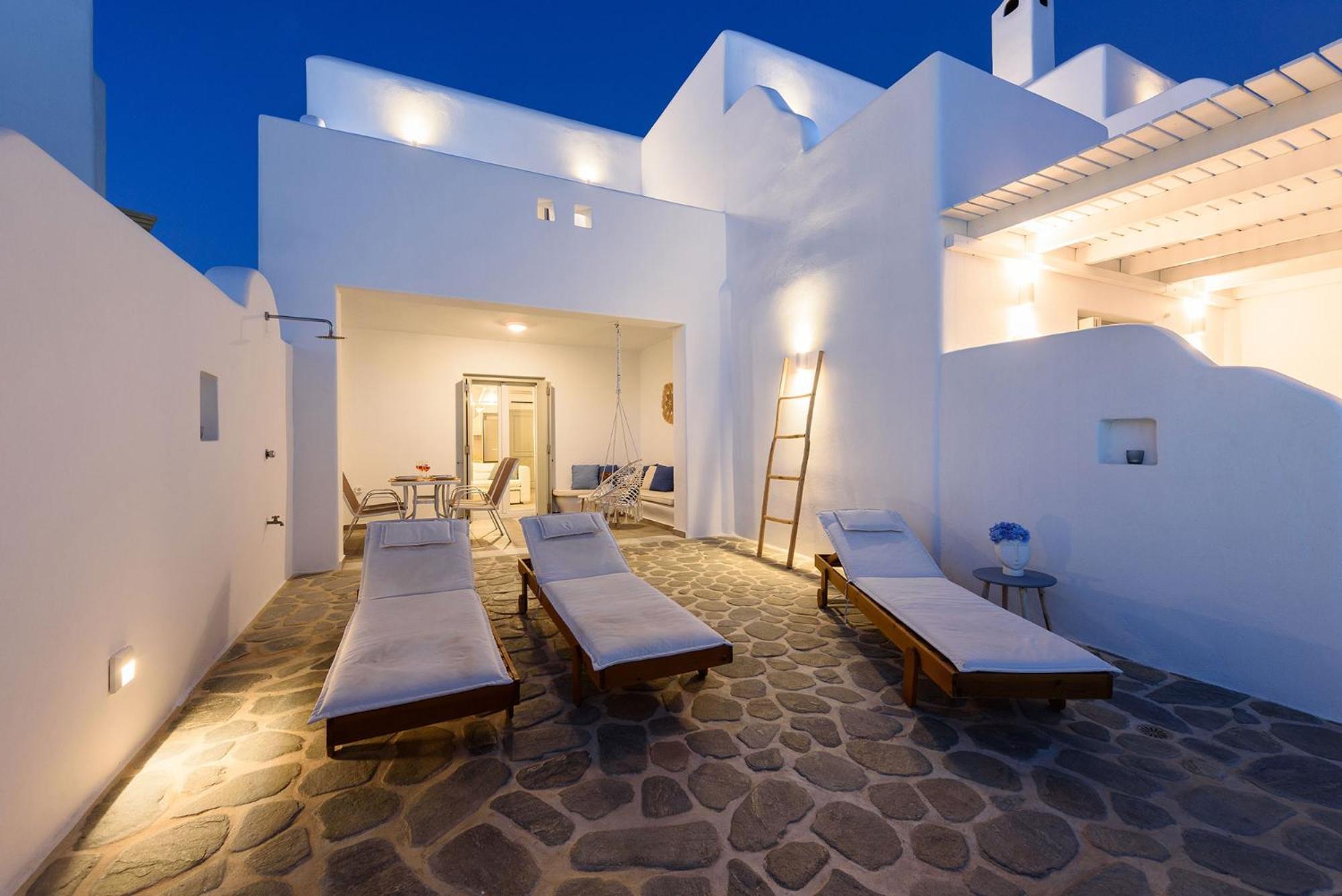 Helen Beach Front Luxury Villas Kastrákion Exteriör bild